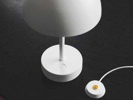 Lámpara de mesa recargable Ellen To Go LED blanca Nordlux