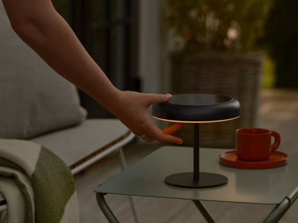 Lámpara de mesa solar Elmer LED negra Nordlux