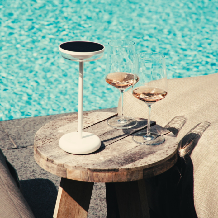 Lámpara solar de mesa Bobbie blanco ZOLUNA