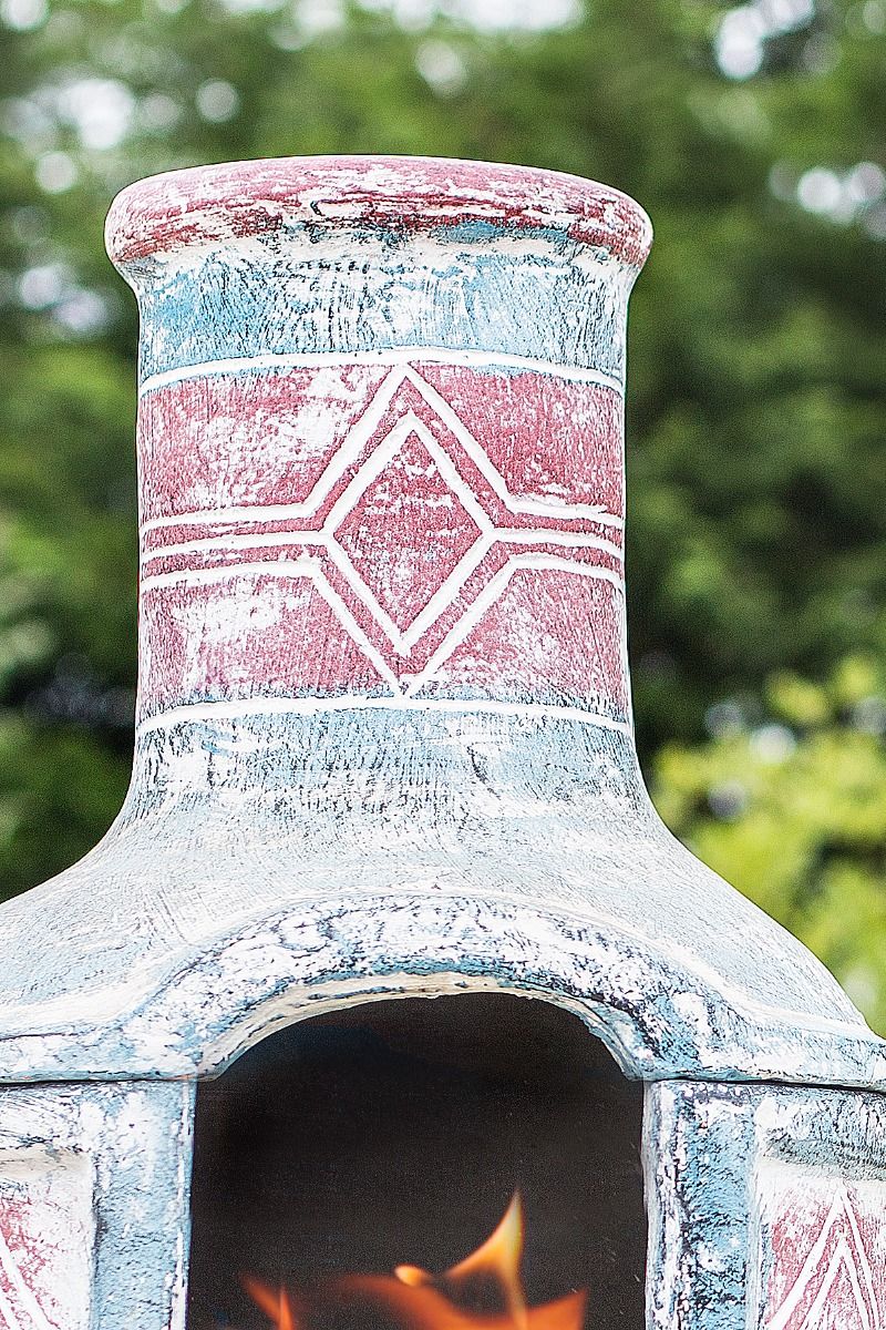 La Hacienda Geometric Chimenea mexicana