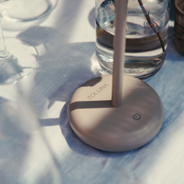 Lámpara solar de mesa Bobbie arena ZOLUNA