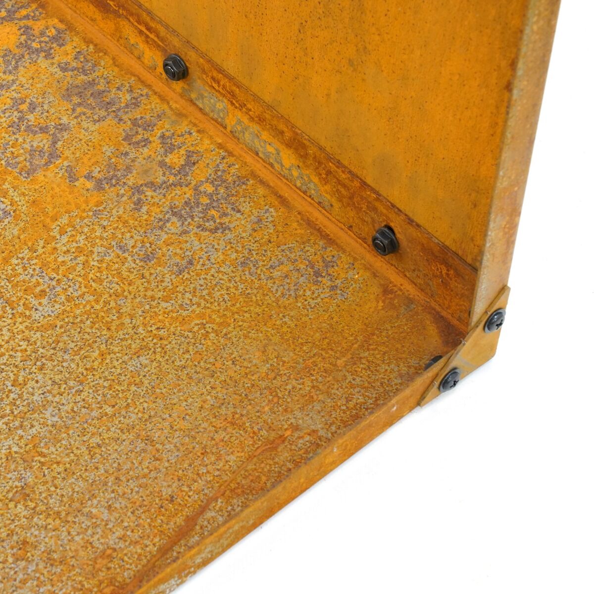 HEAT Almacenamiento de Madera Dokka