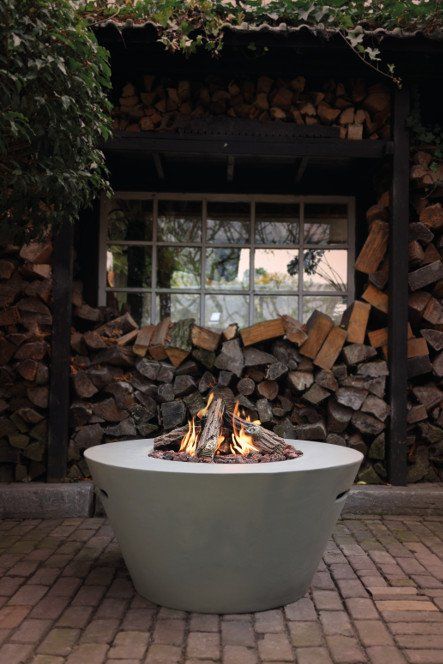 Happy Cocooning Mesa de Fuego Cone Antracita