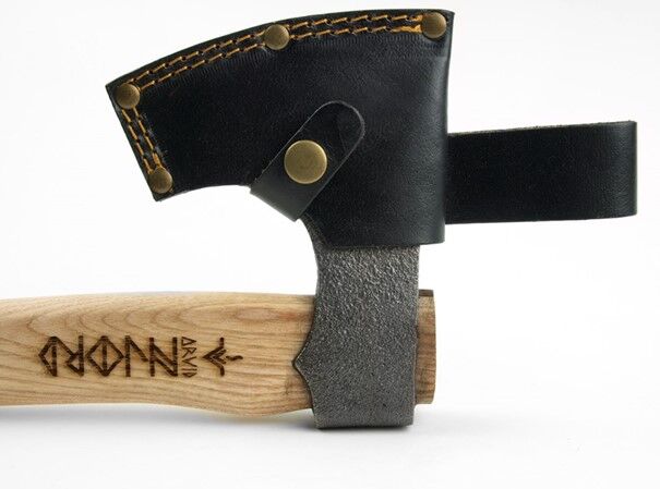 Njord Arvid Medium | Hacha Universal