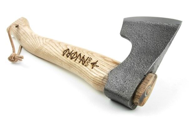 Njord Arvid Medium | Hacha Universal
