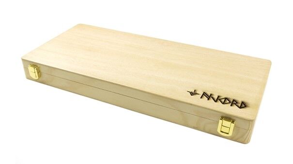 Njord Arvid Medium | Hacha Universal