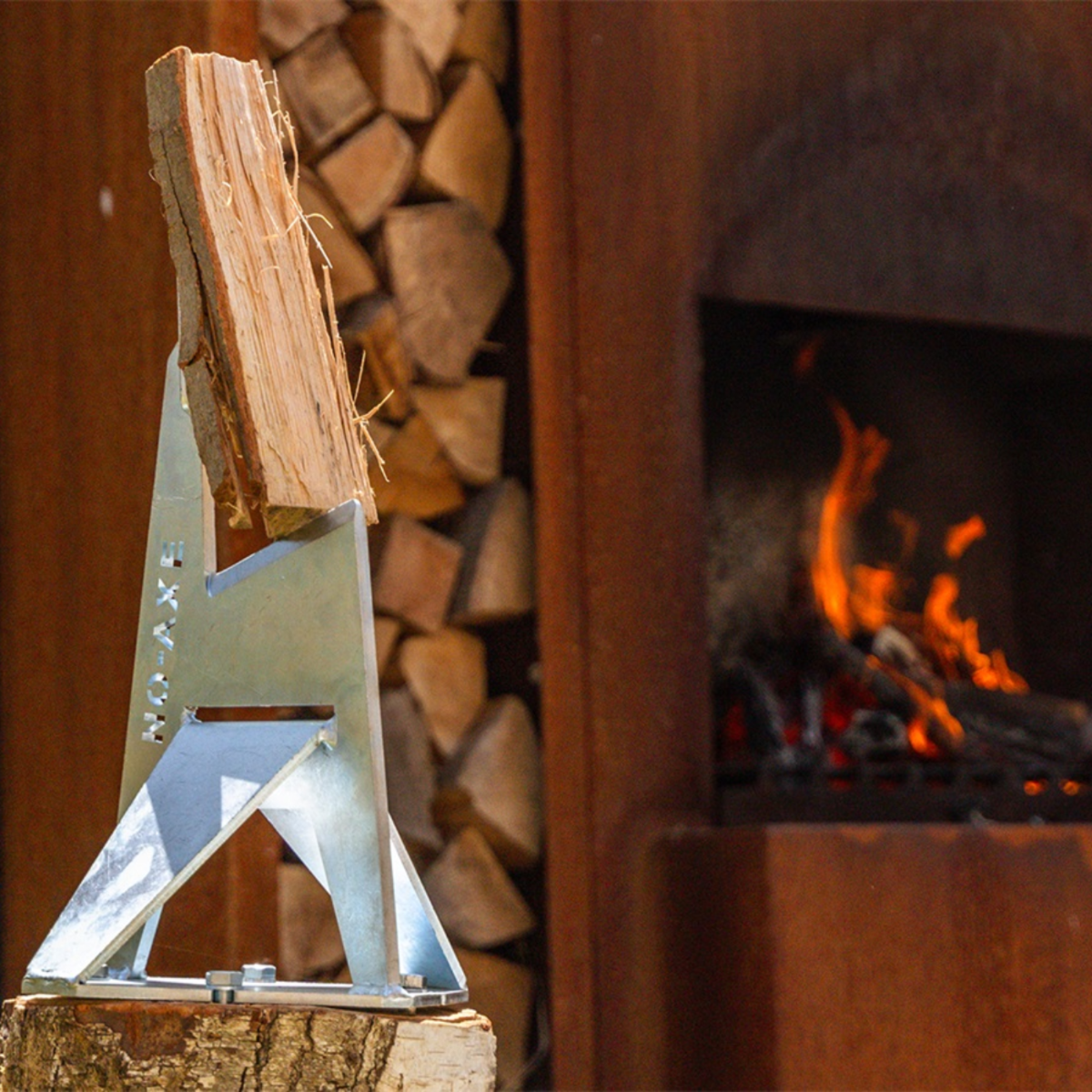 Partidor de leña de acero galvanizado con mazo de goma NO‑AXE