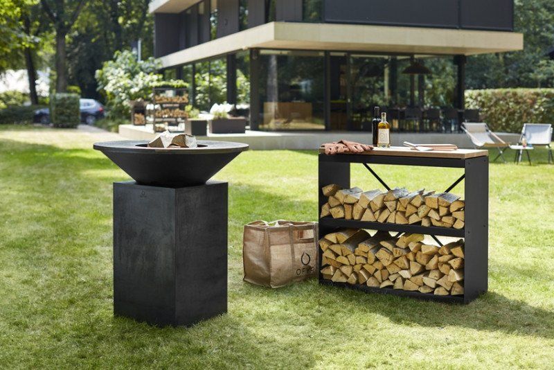 OFYR Almacenamiento de madera Dressoir Negro