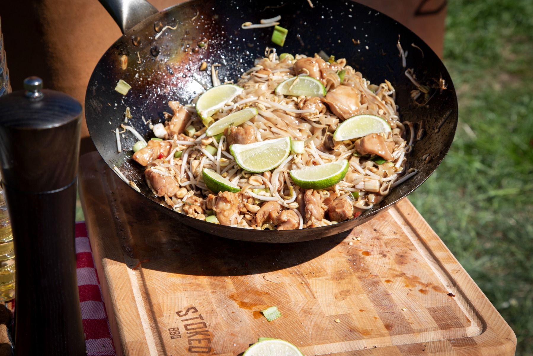 Stoked BBQ Placa wok