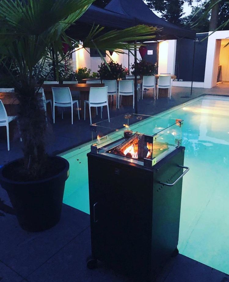 Chimenea de gas Move negra Happy Cocooning