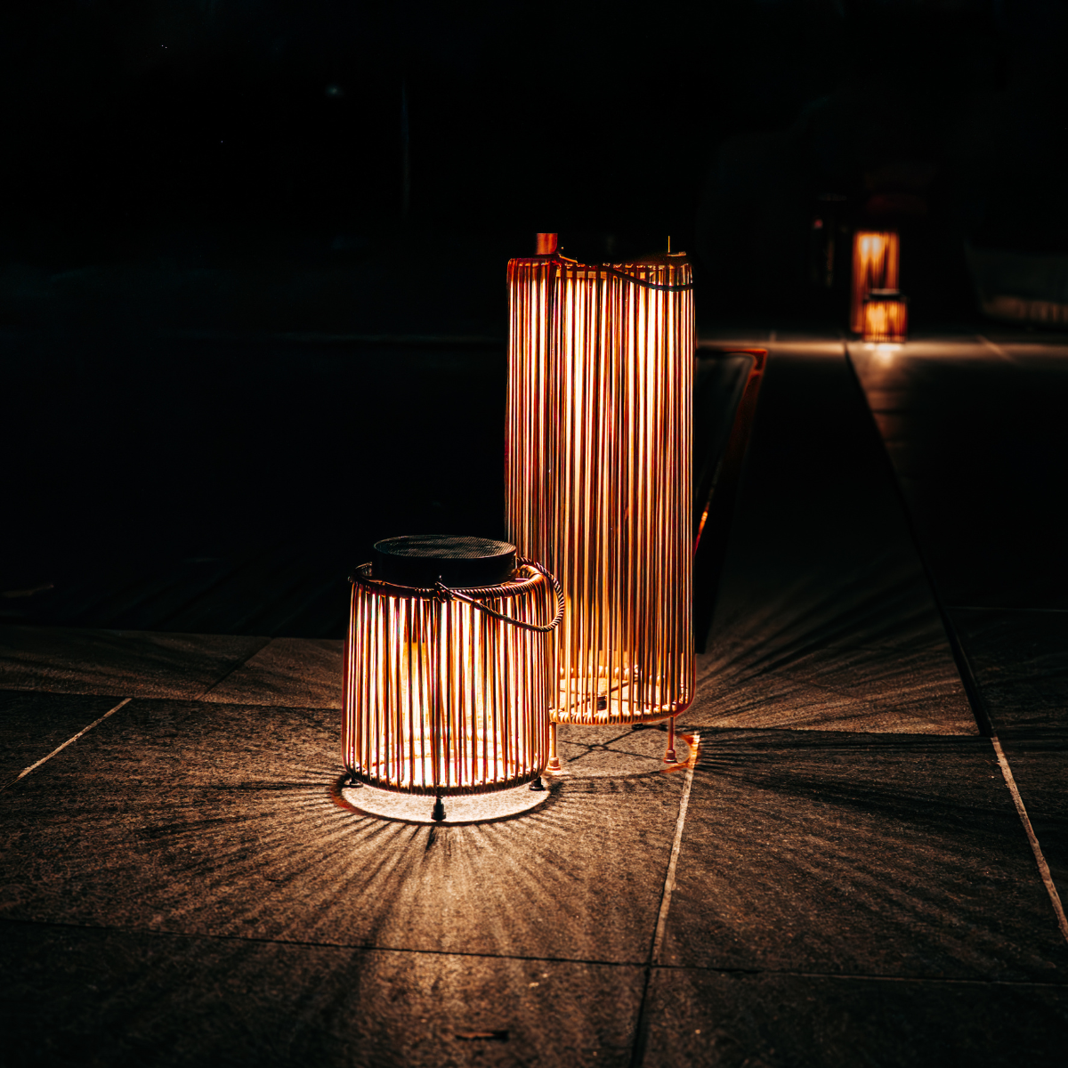 Lámpara de suelo solar Luca roble claro ZOLUNA