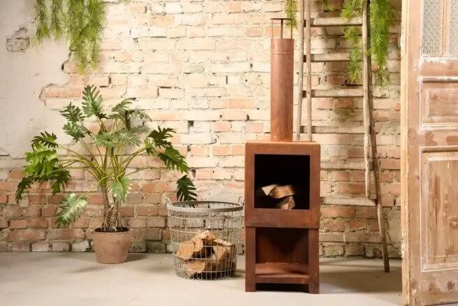 8 ideas para una chimenea de exterior en tu jardín